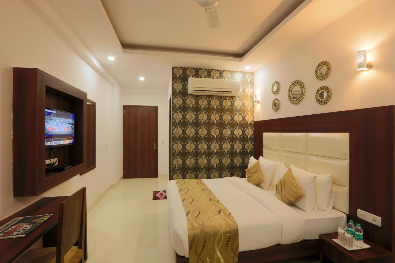 Hotel Arch - Near Aerocity New Delhi Exterior photo